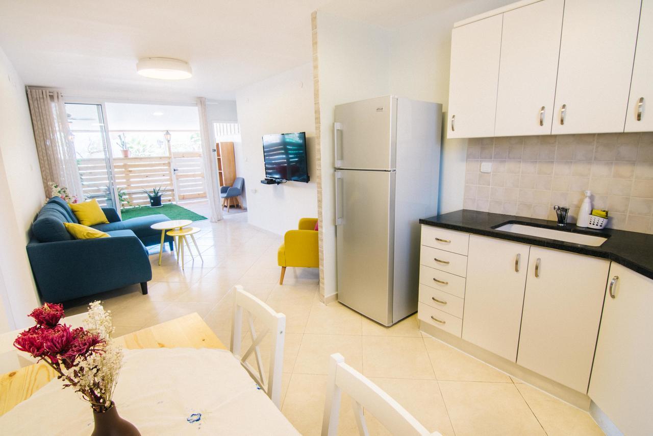 marianne garden apartment Eilat Exteriör bild